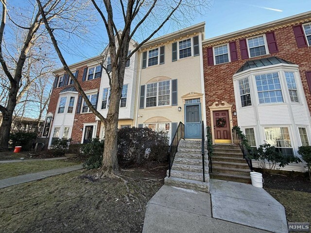 259 Larch Lane  Mahwah NJ 07430 photo