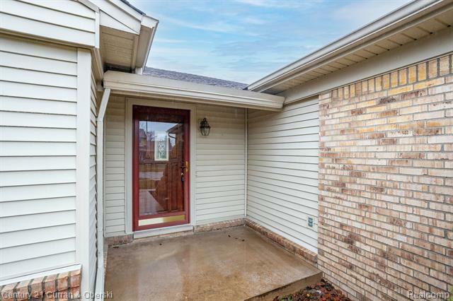 Property Photo:  1193 Whittier Drive  MI 48187 