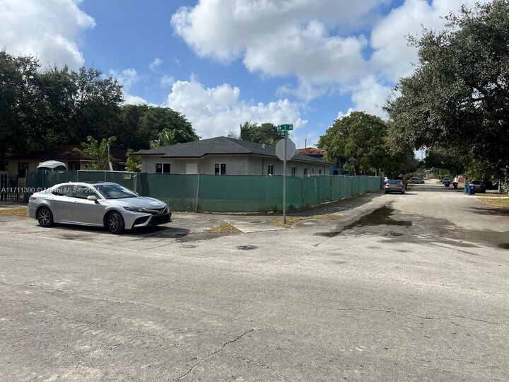 Property Photo: 9254 NW 3rd Ave FL 33150
