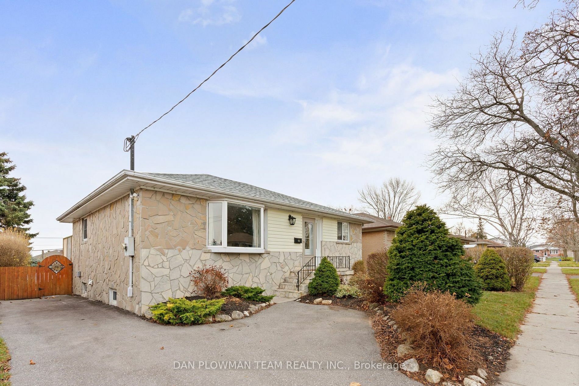 Property Photo:  1451 Bala Dr  ON L1J 3T6 