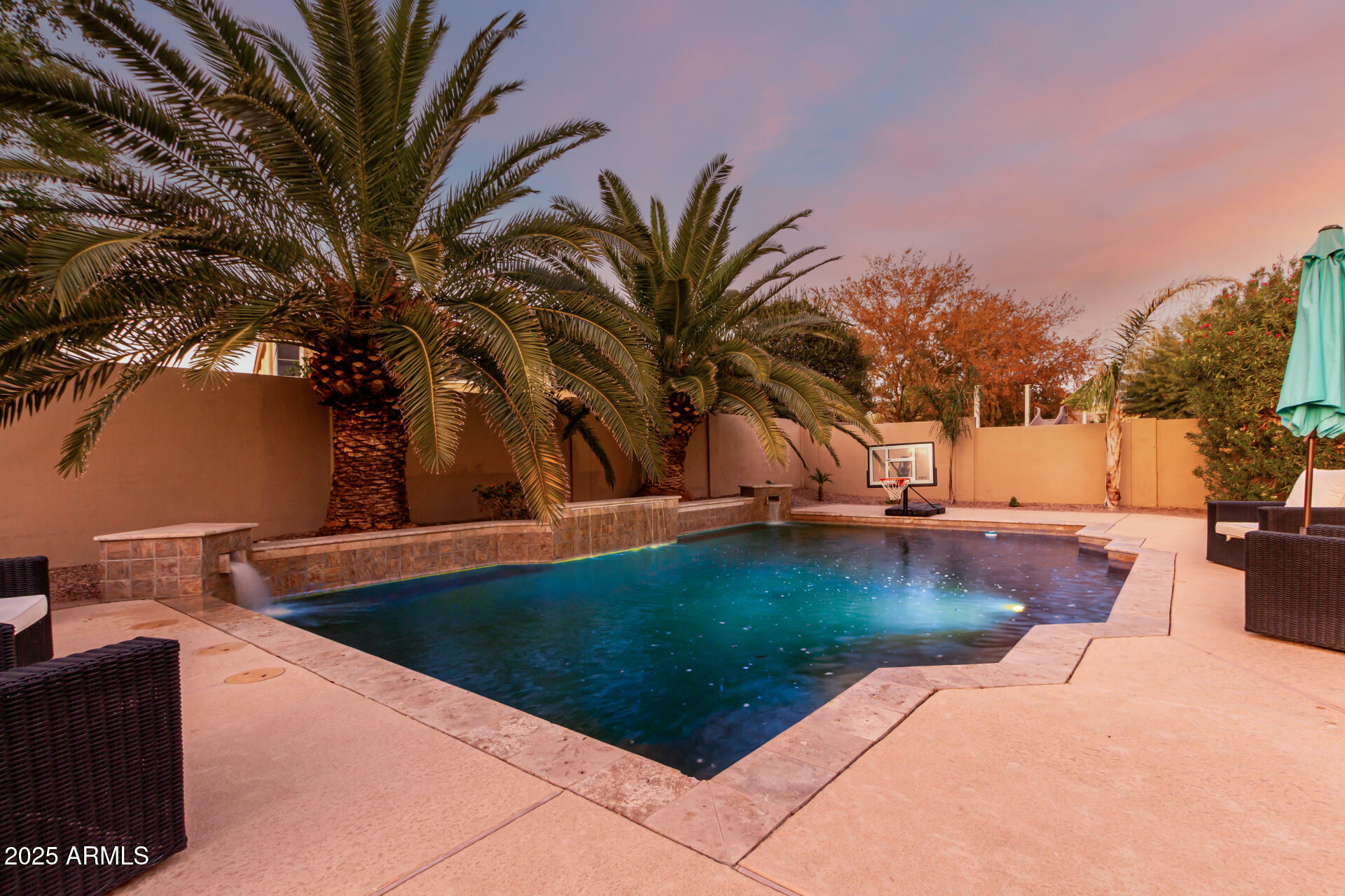 Property Photo:  15516 W Meadowbrook Avenue  AZ 85395 