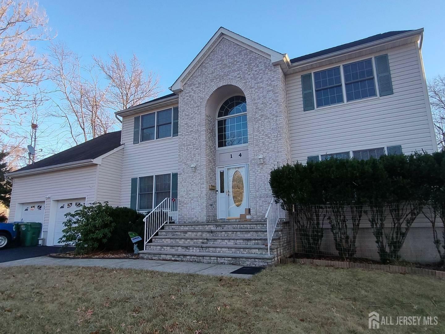 Property Photo:  14 Stephenville Parkway  NJ 08820 