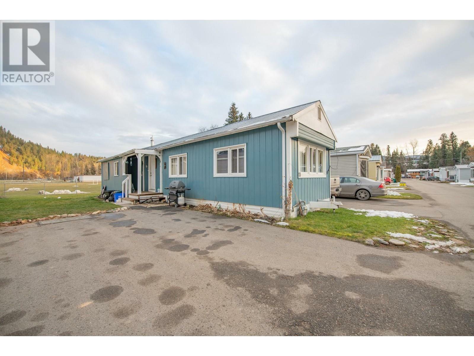 Photo de la propriété:  2313 Shuswap Avenue 13  BC V0E 2G0 