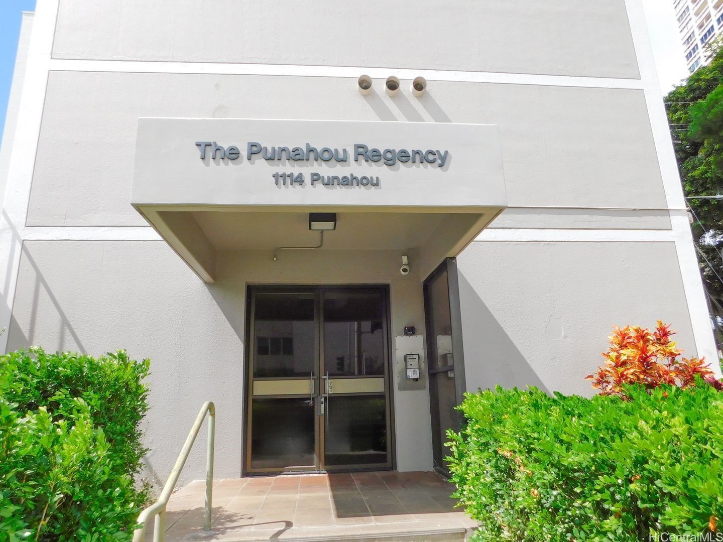 Property Photo: 1114 Punahou Street 11B HI 96826