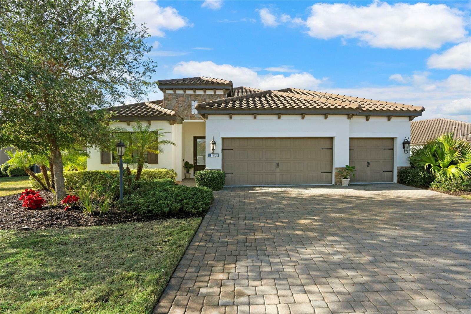 Property Photo:  13126 Indigo Way  FL 34211 