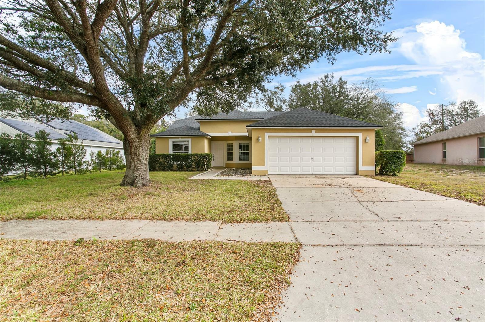 Property Photo:  846 Grand Hughey Court  FL 32712 