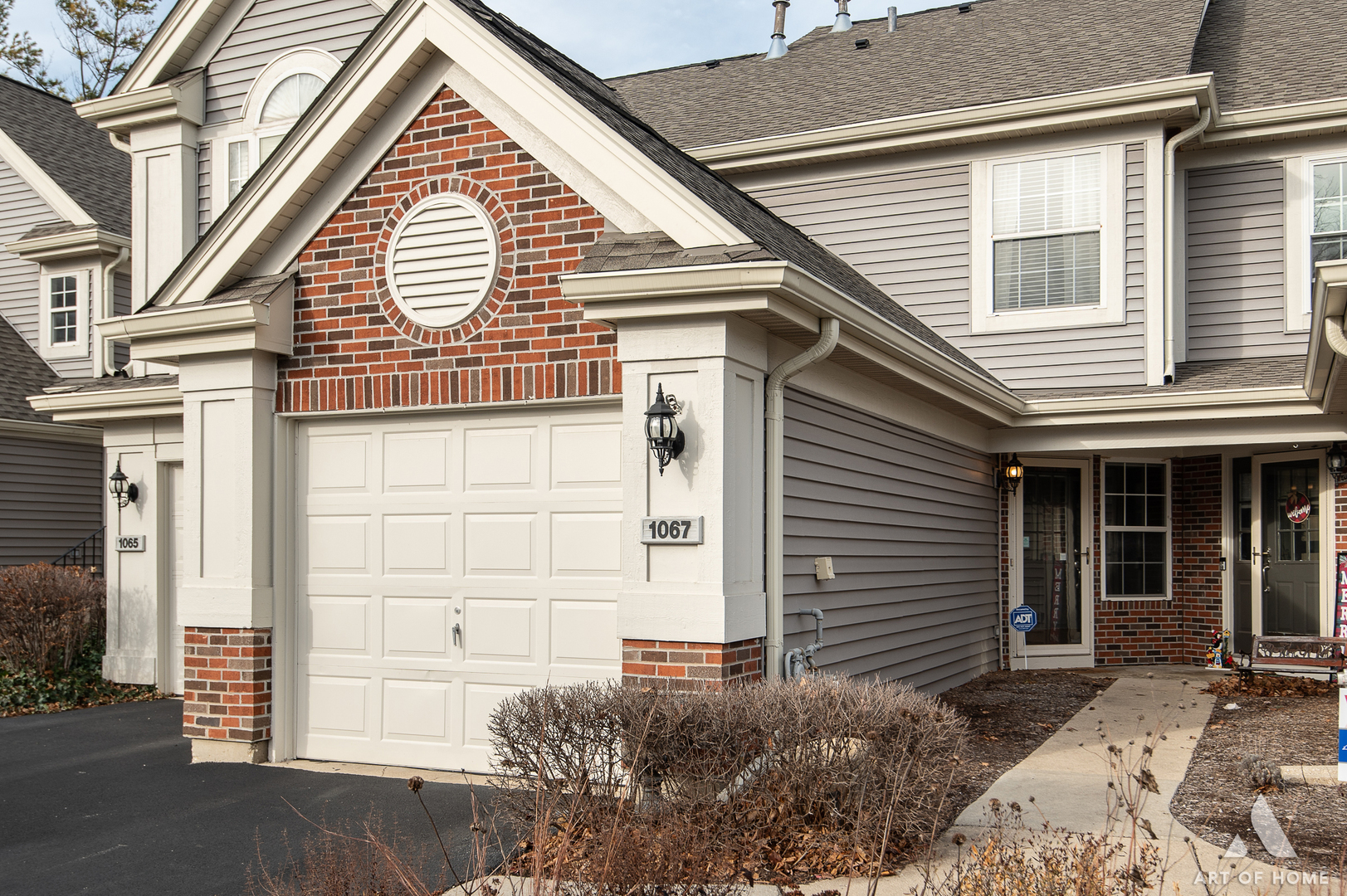 Property Photo:  1067 Talbots Lane  IL 60007 