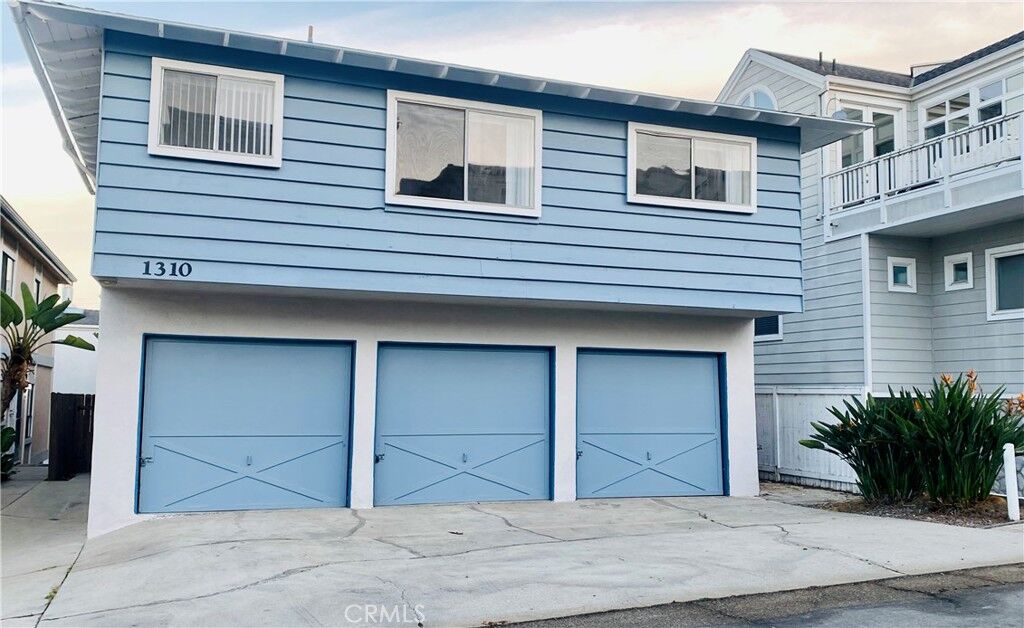 Property Photo: 1310 Loma Drive A-C CA 90254