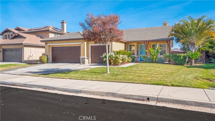 Property Photo: 23682 Lima Corte CA 92883