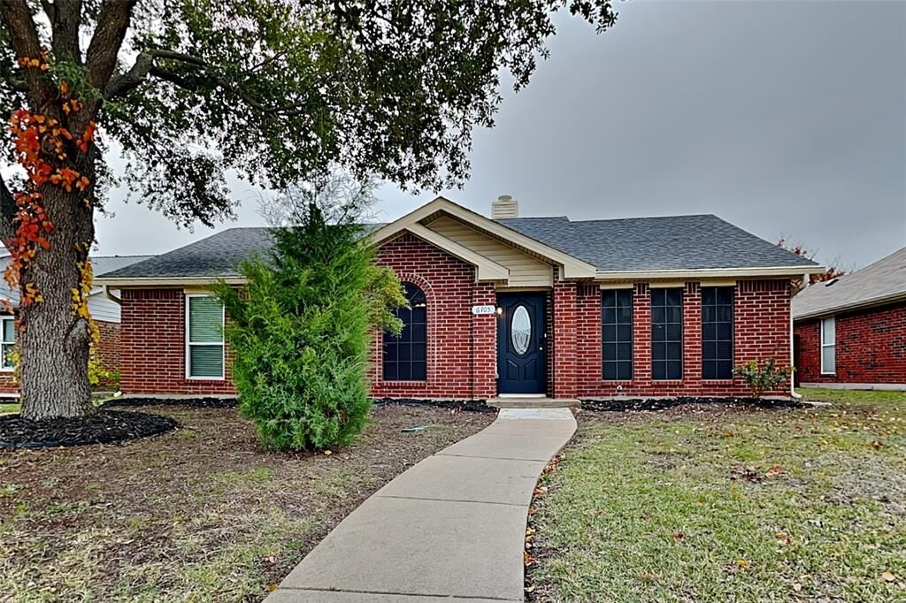 Property Photo:  6705 Trumpet Drive  TX 75089 