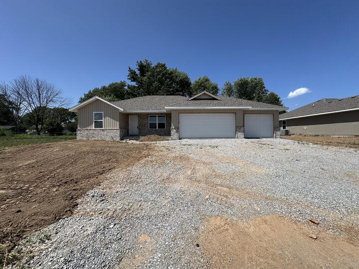 Property Photo: 40 Whitley Lane MO 65708