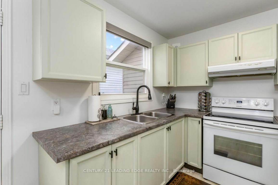 Property Photo:  48 D'Ambrosio Dr  ON L4N 6V6 