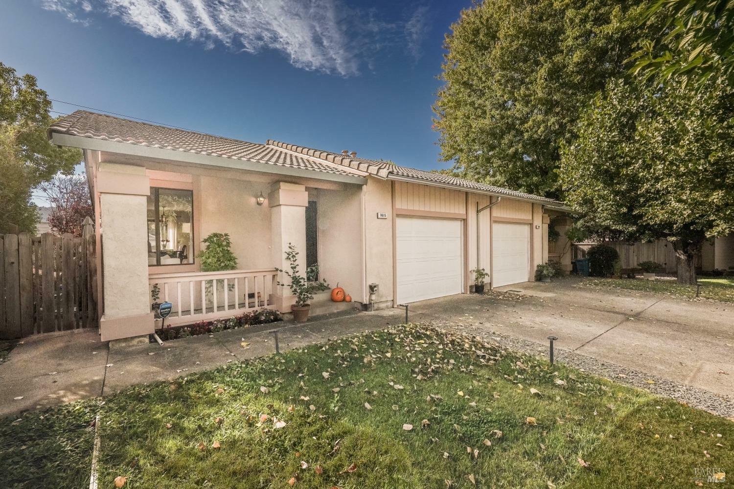 Property Photo:  1615 Merritt Drive  CA 94949 