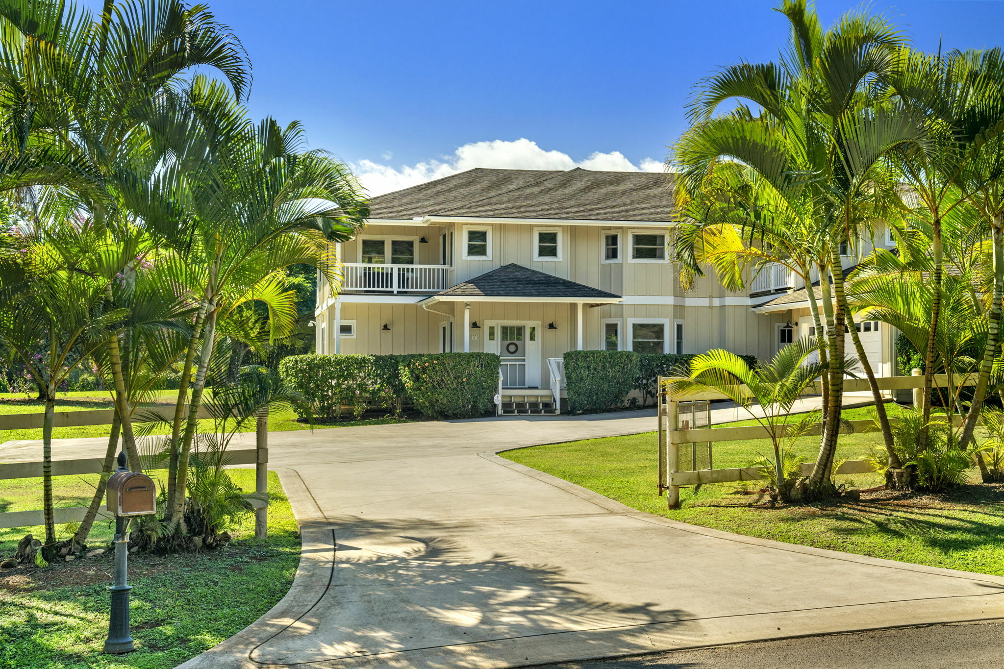 Property Photo:  7761 Koolau Rd 2  HI 96754 