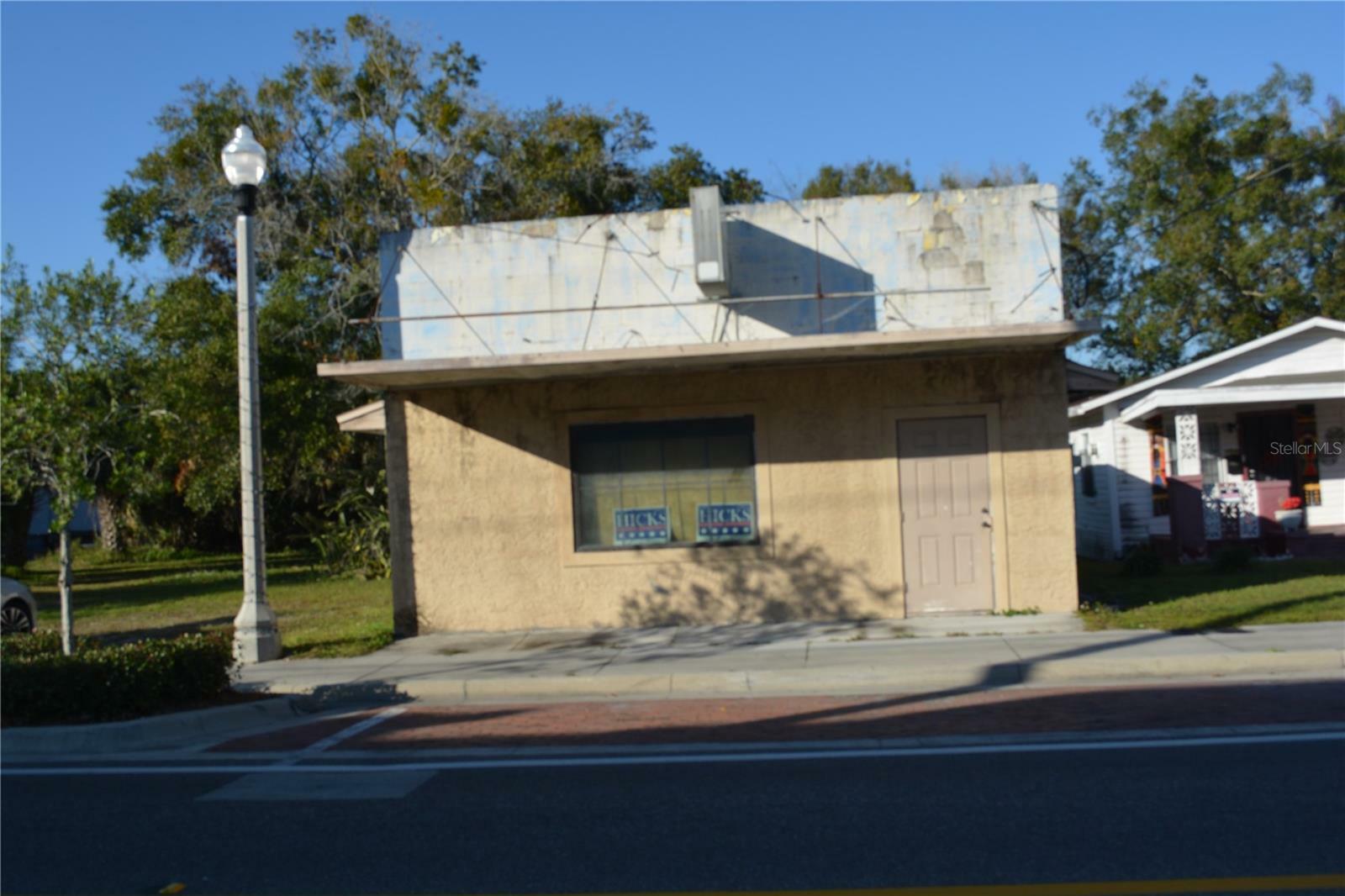 Property Photo:  1006 Historic Goldsboro Boulevard  FL 32771 