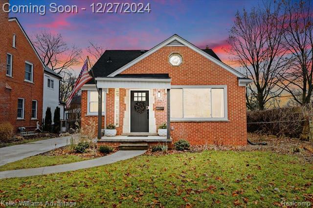 13365 Balfour Avenue  Huntington Woods MI 48070 photo