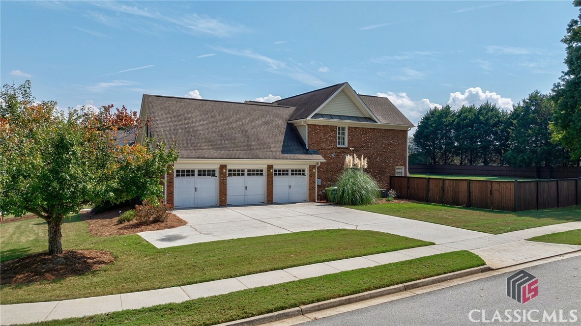 Property Photo:  1904 Highland Creek Drive  GA 30656 