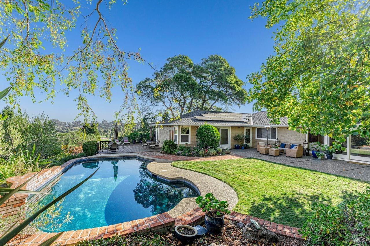 Property Photo: 38 McNear Drive CA 94901