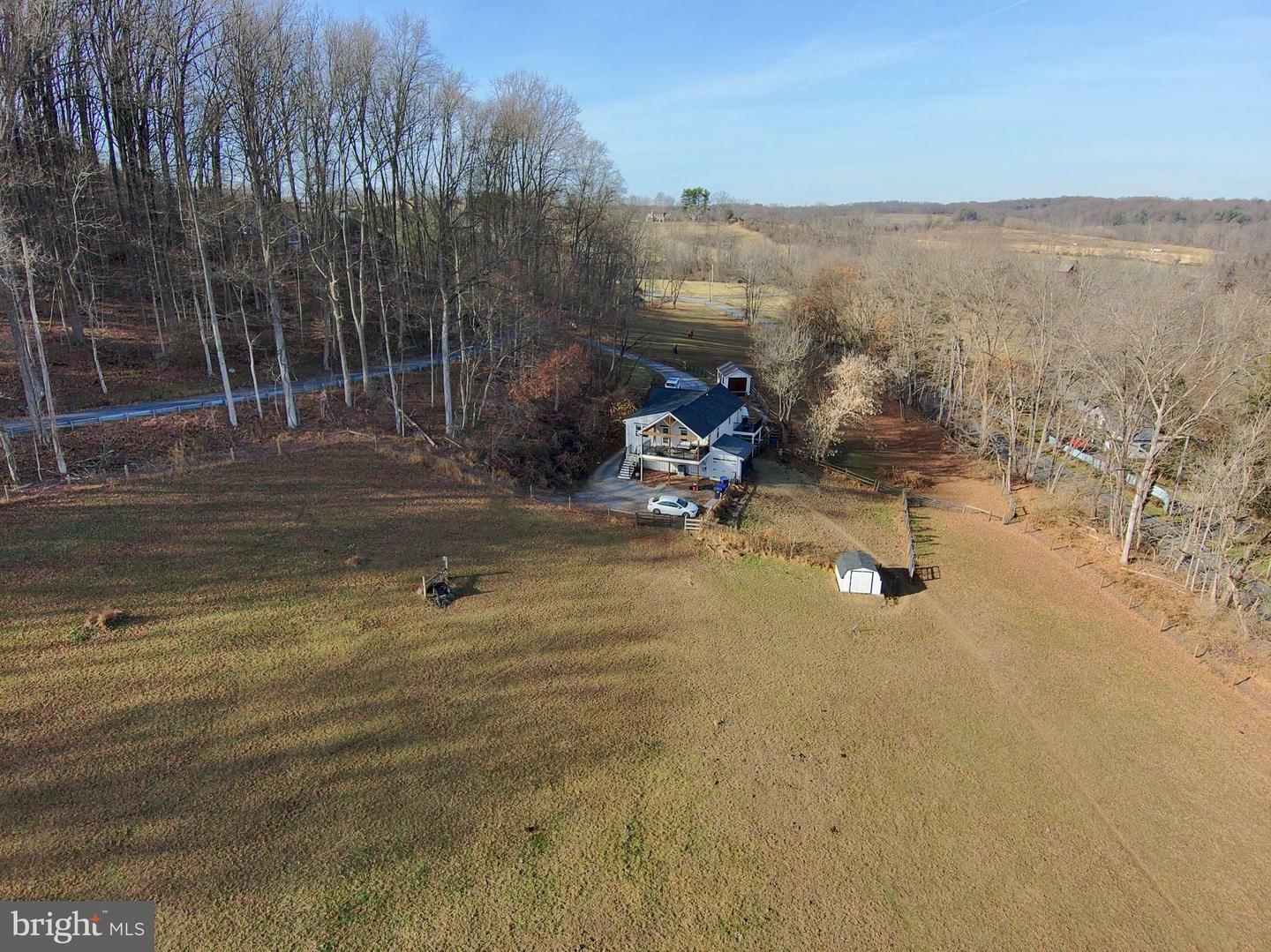 Property Photo:  15 Davidson Road  PA 19382 