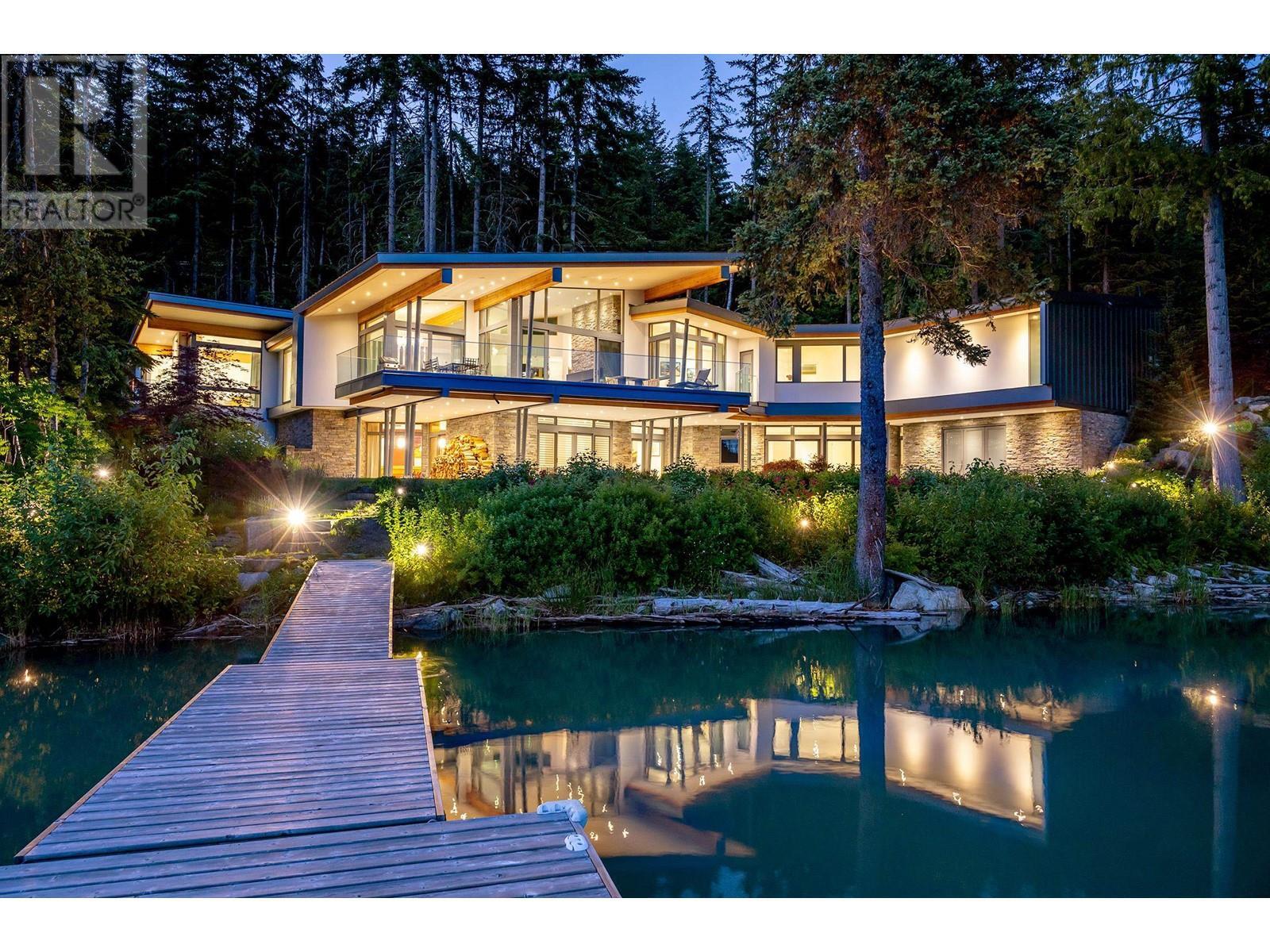 Property Photo: 8999B Trudy'S Landing BC V8E 0G6