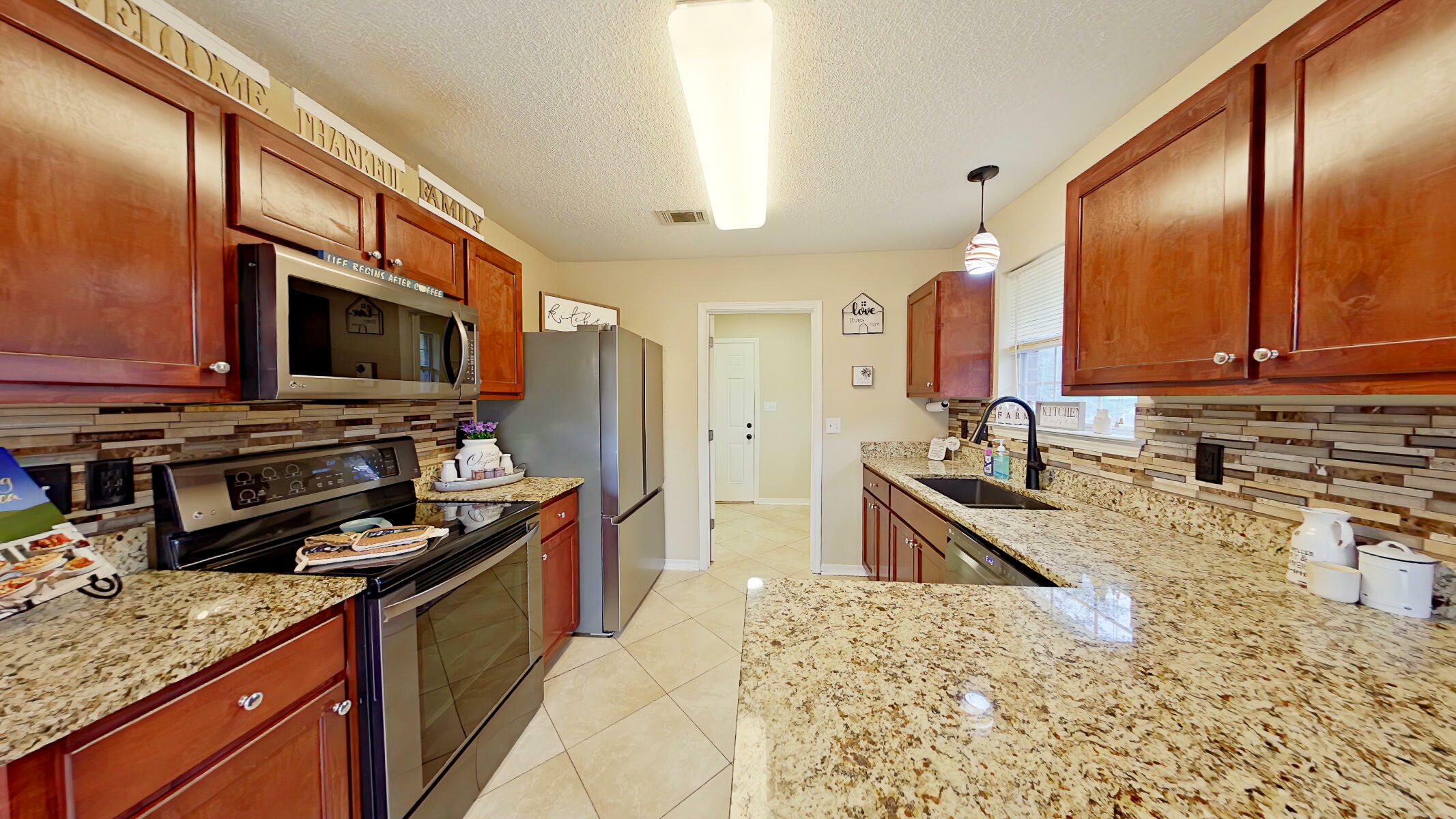 Property Photo:  2821 Shoni Drive  FL 32566 