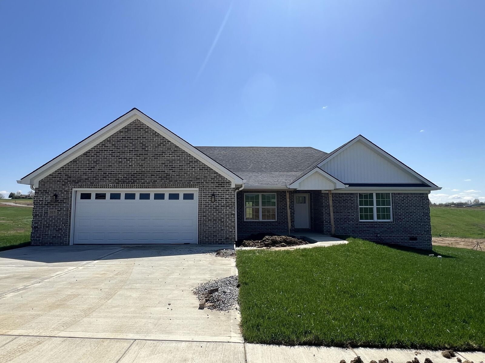 Property Photo:  313 Wolverine Way  KY 40475 
