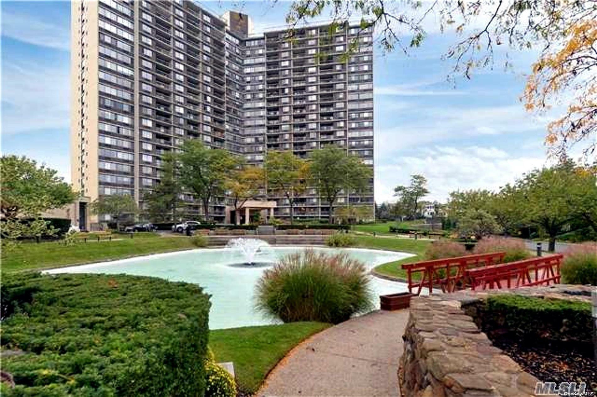 Property Photo:  2 Bay Club Drive 17Z2  NY 11360 