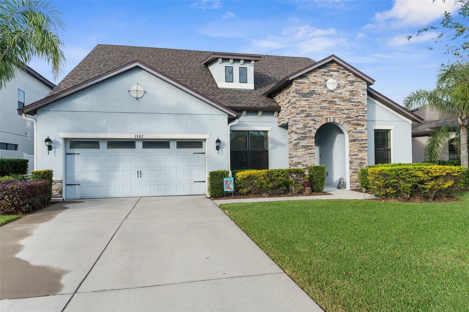 Property Photo:  1382 Heritage Landings Drive  FL 33805 