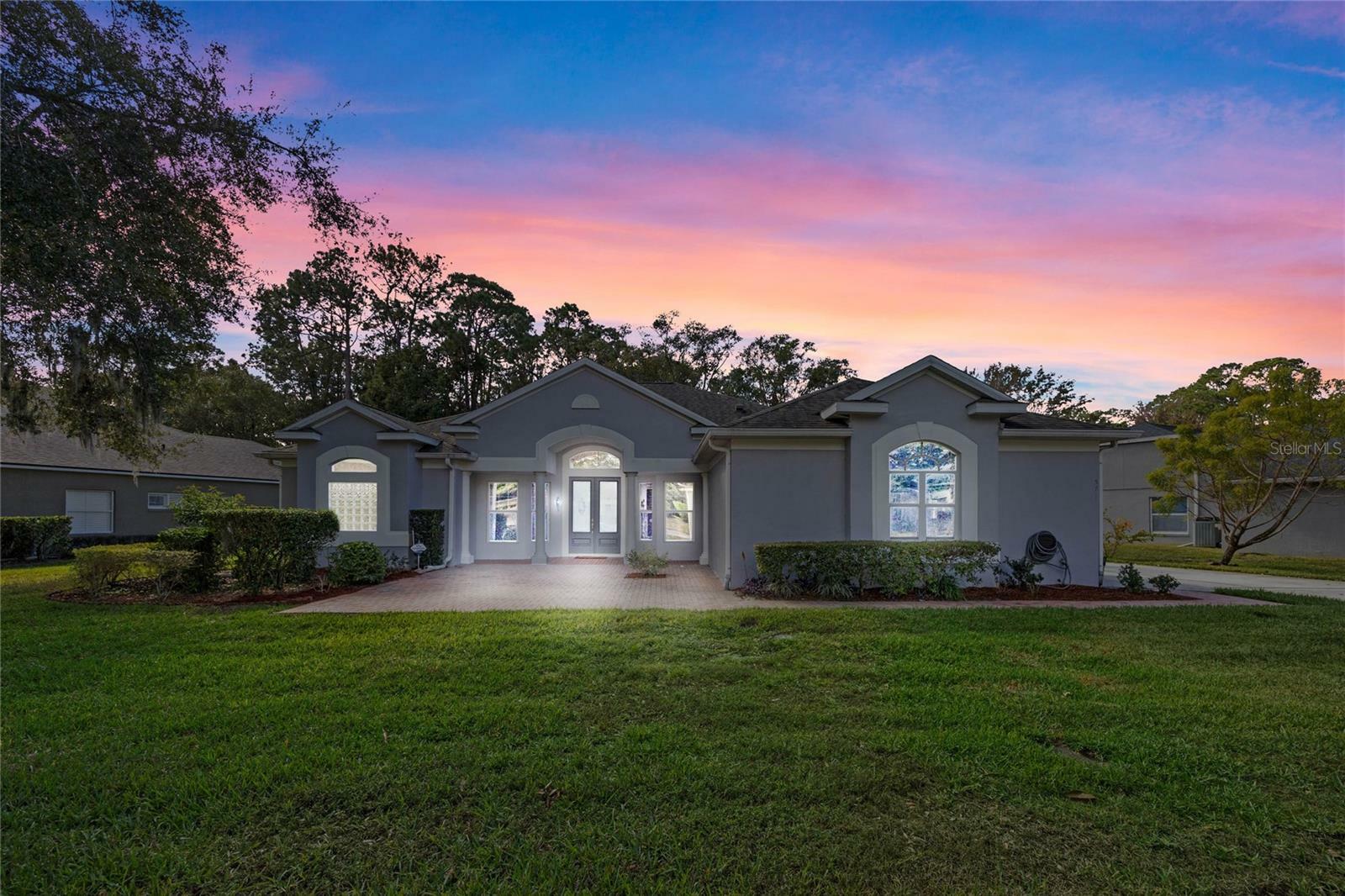 Property Photo: 571 Masalo Place FL 32746