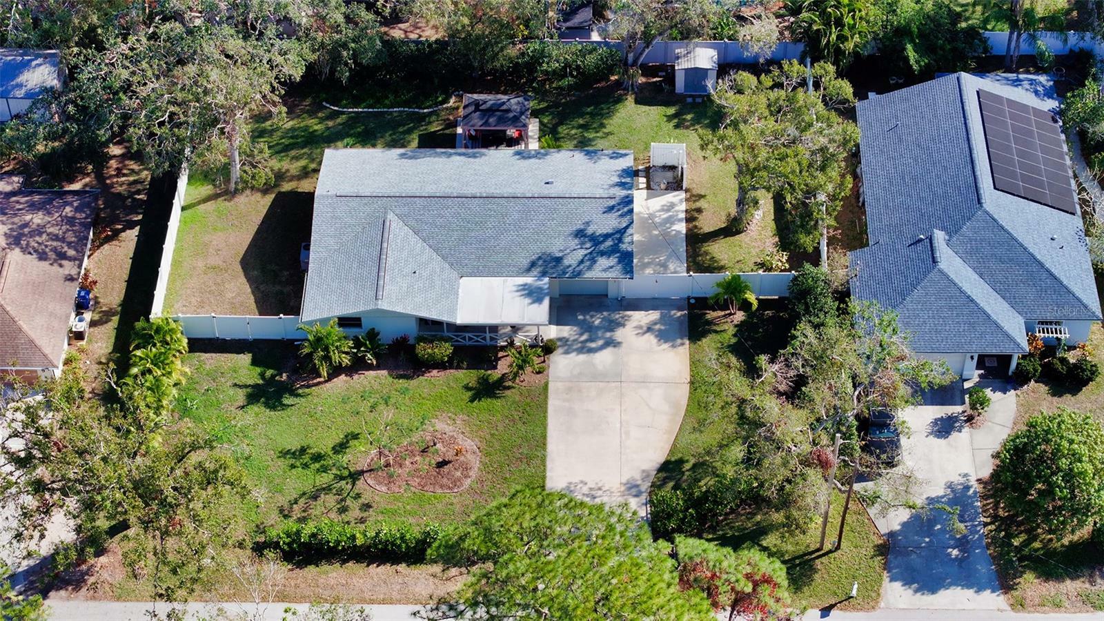 Property Photo:  2307 Robinson Avenue  FL 34232 