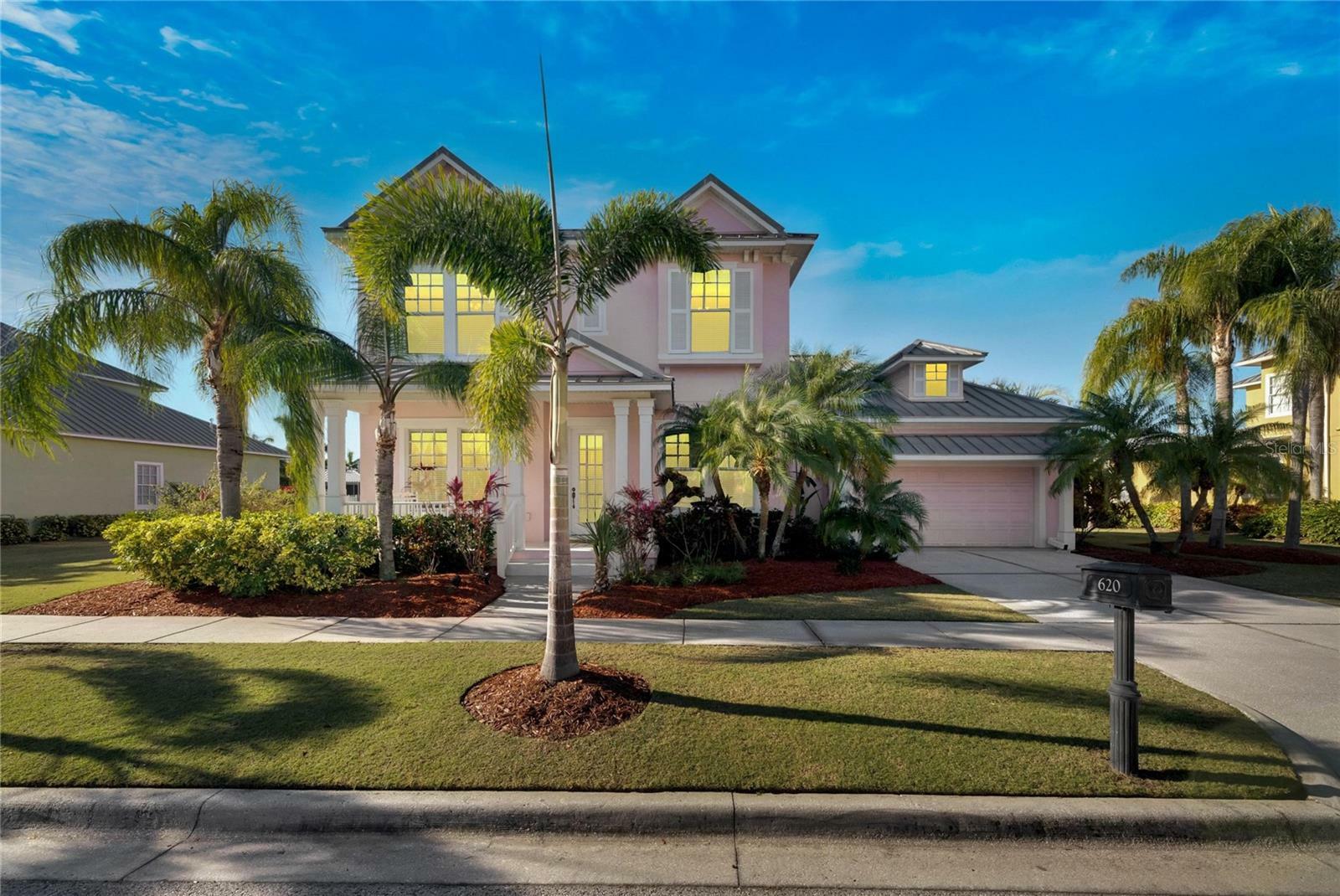 Property Photo:  620 Mirabay Boulevard  FL 33572 