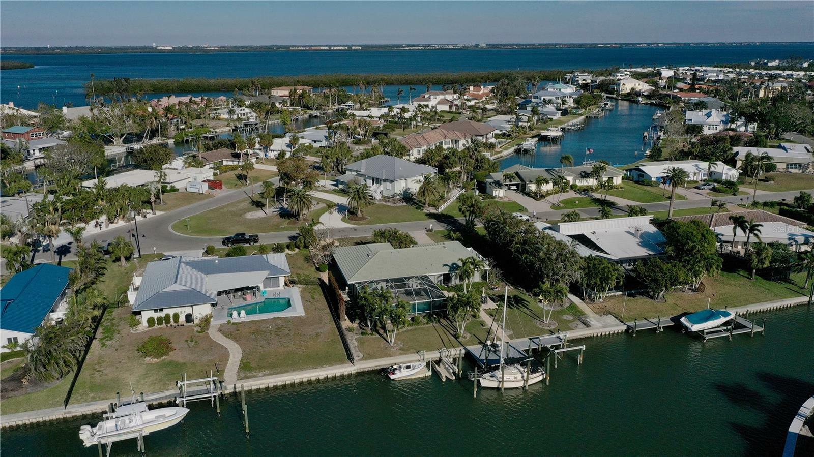 Property Photo:  6011 Emerald Harbor Drive  FL 34228 