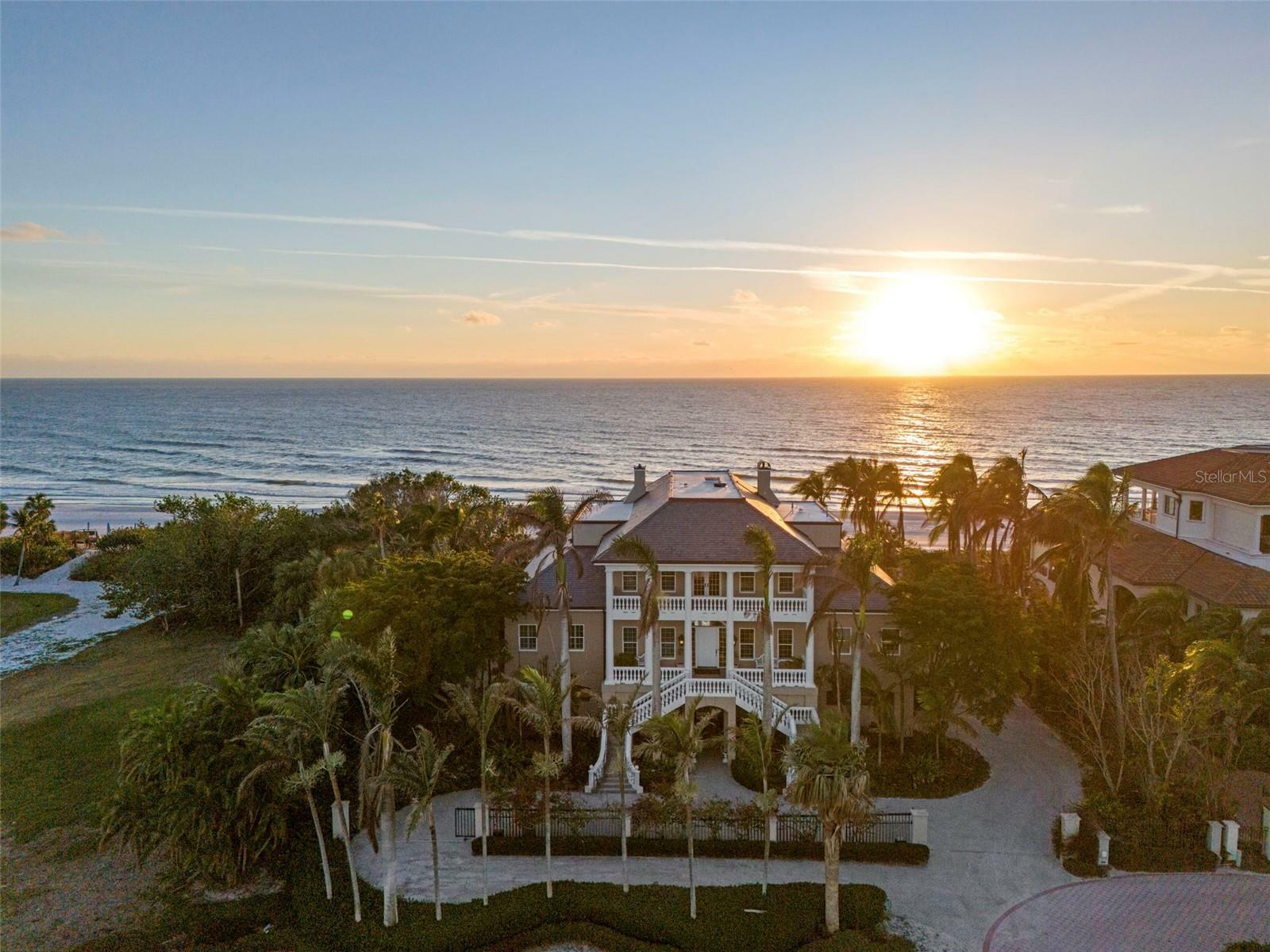 Property Photo: 801 Longboat Club Road FL 34228