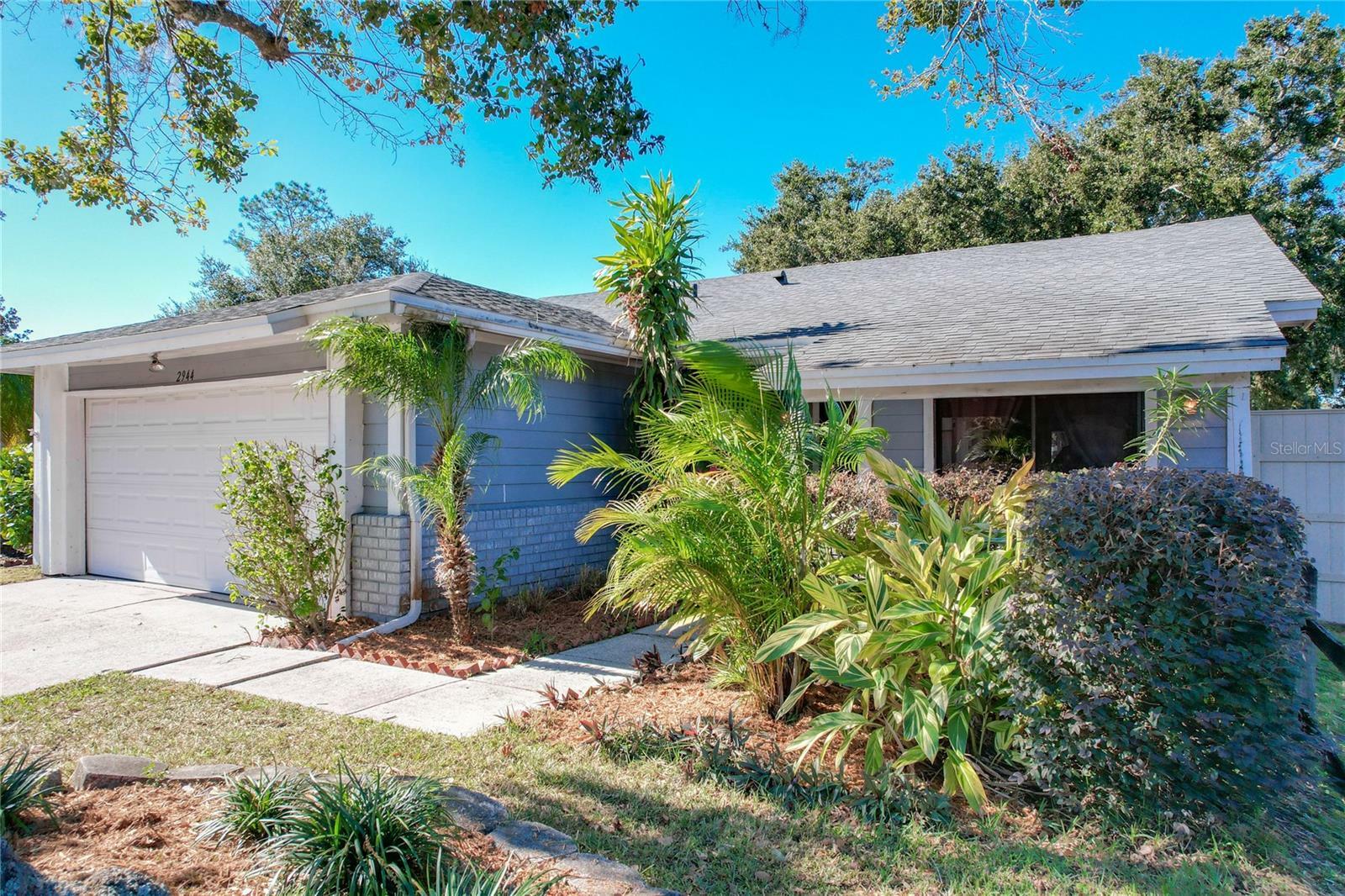 Property Photo:  2944 Curry Woods Drive  FL 32822 