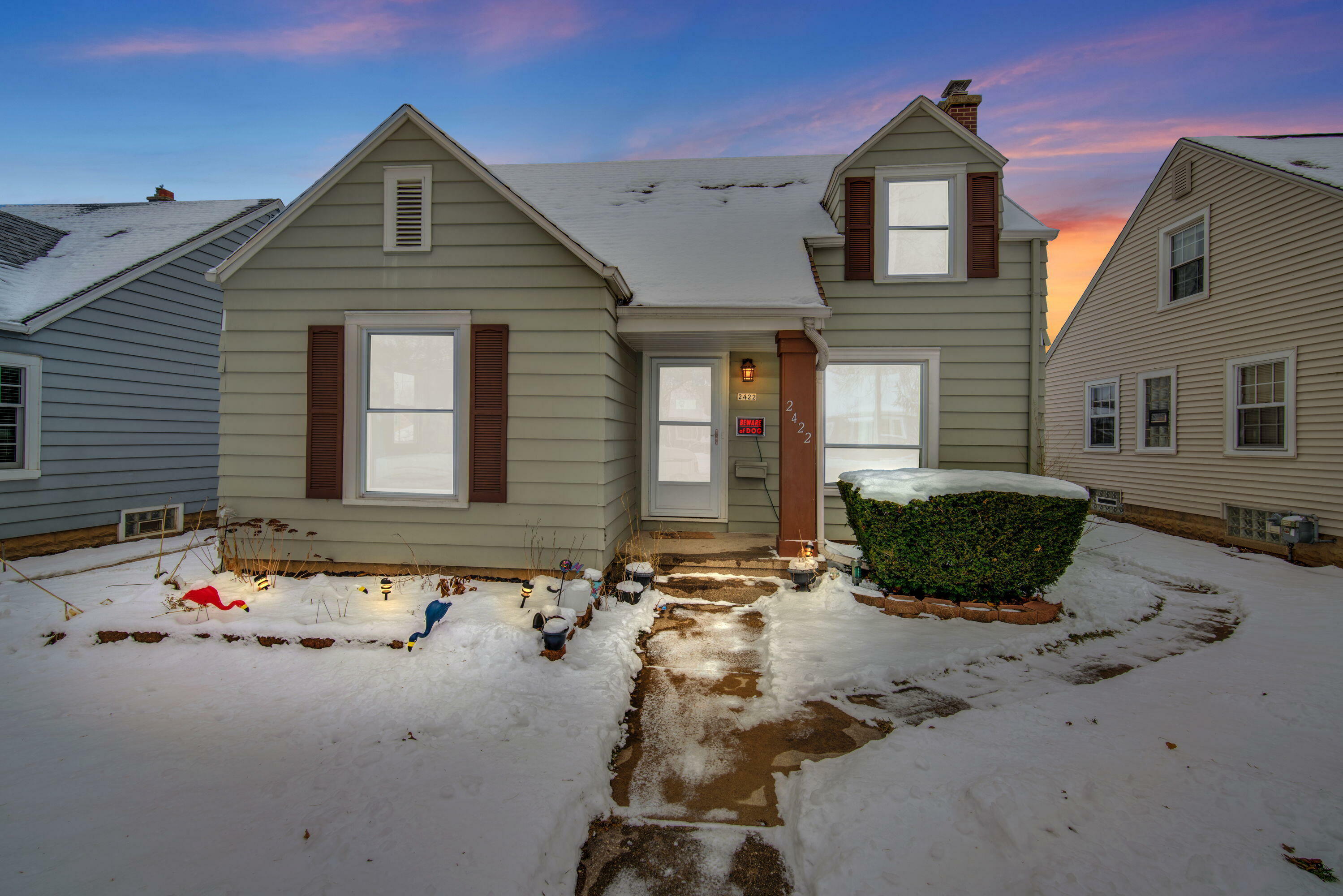 Property Photo:  2422 S 61st St  WI 53219 