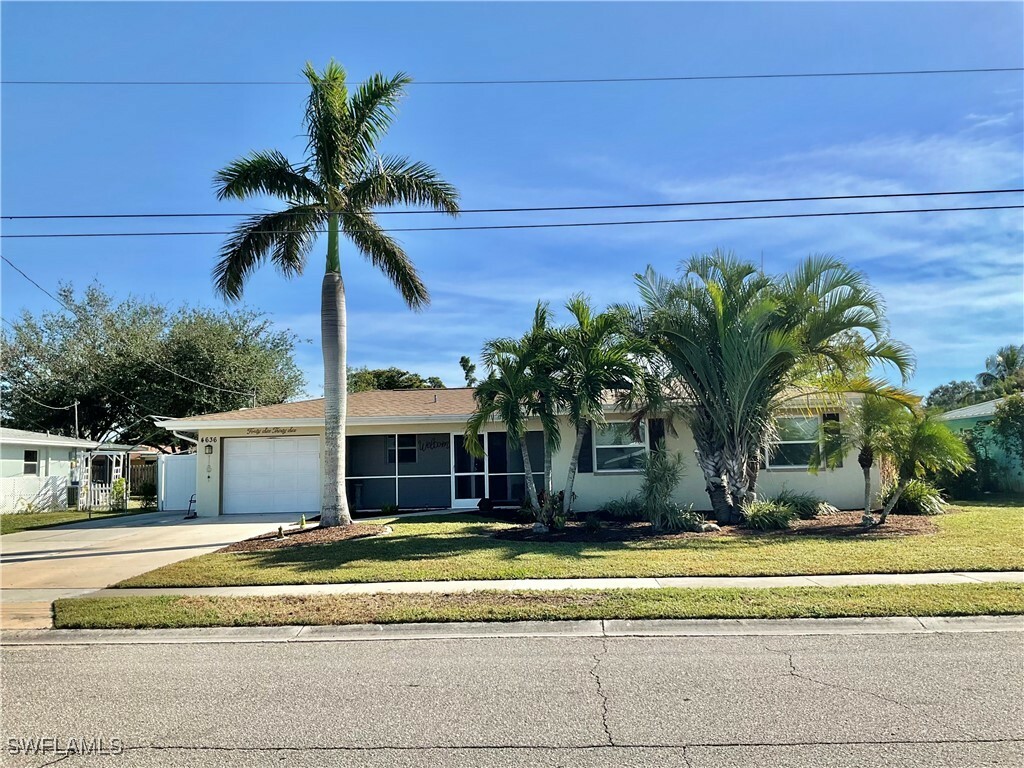 Property Photo: 4636 Forest Glen Drive FL 33903