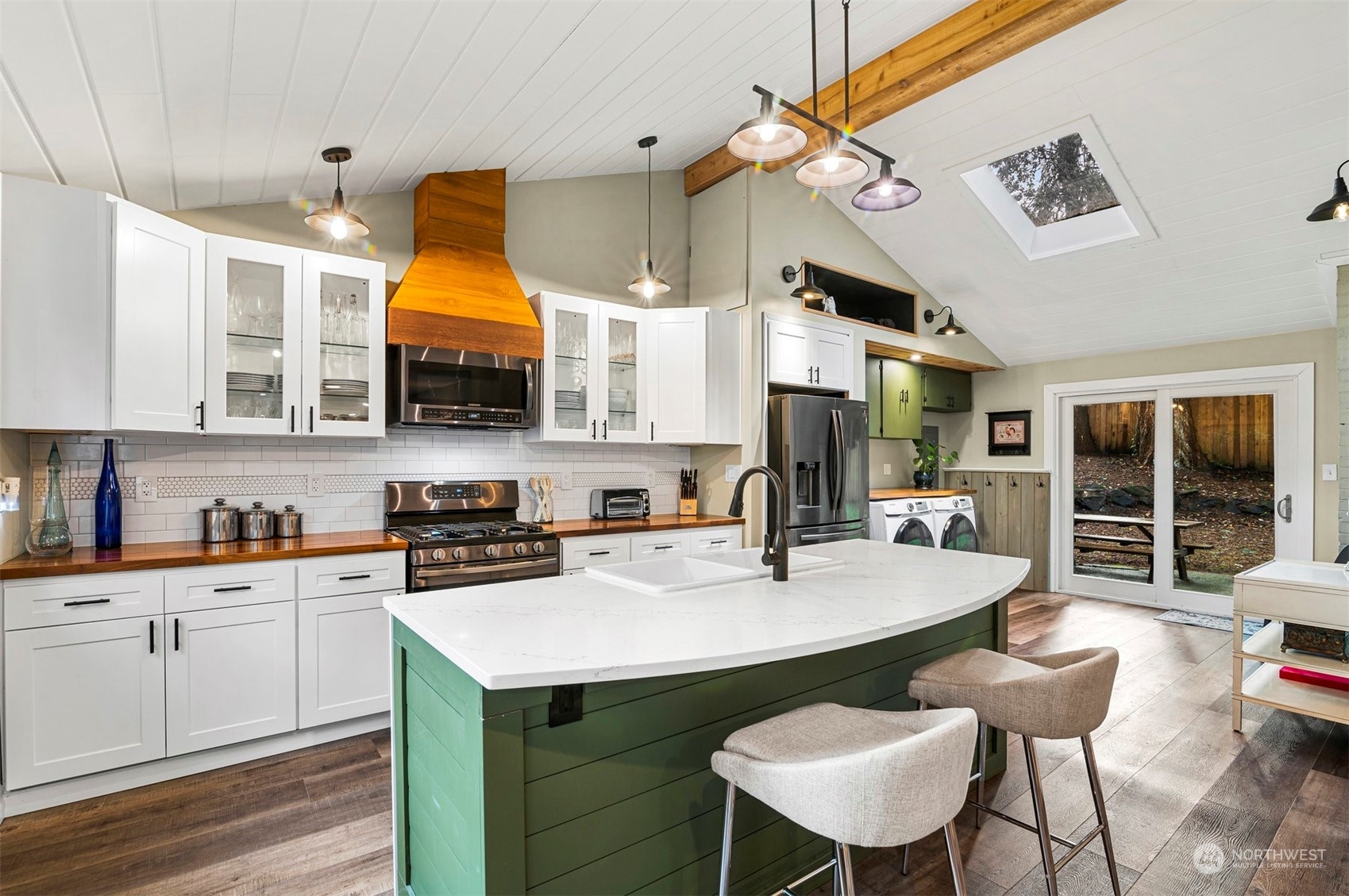 Property Photo: 105 SW 202nd Street WA 98166