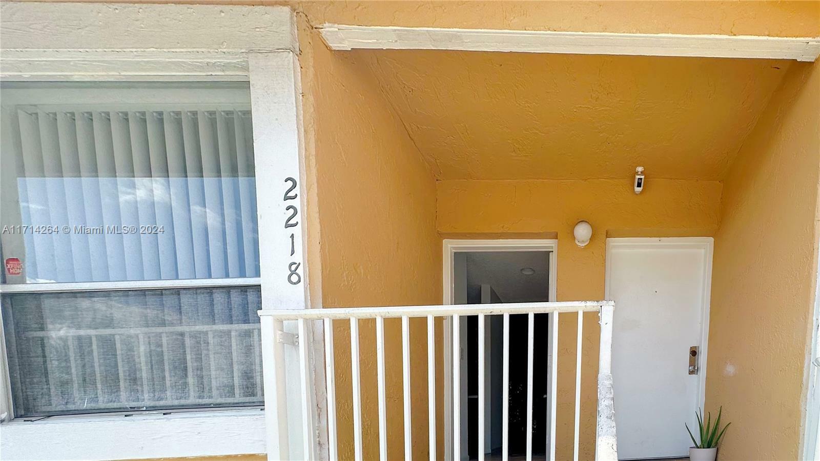 Property Photo:  2218 SW 81st Ave 2218  FL 33025 