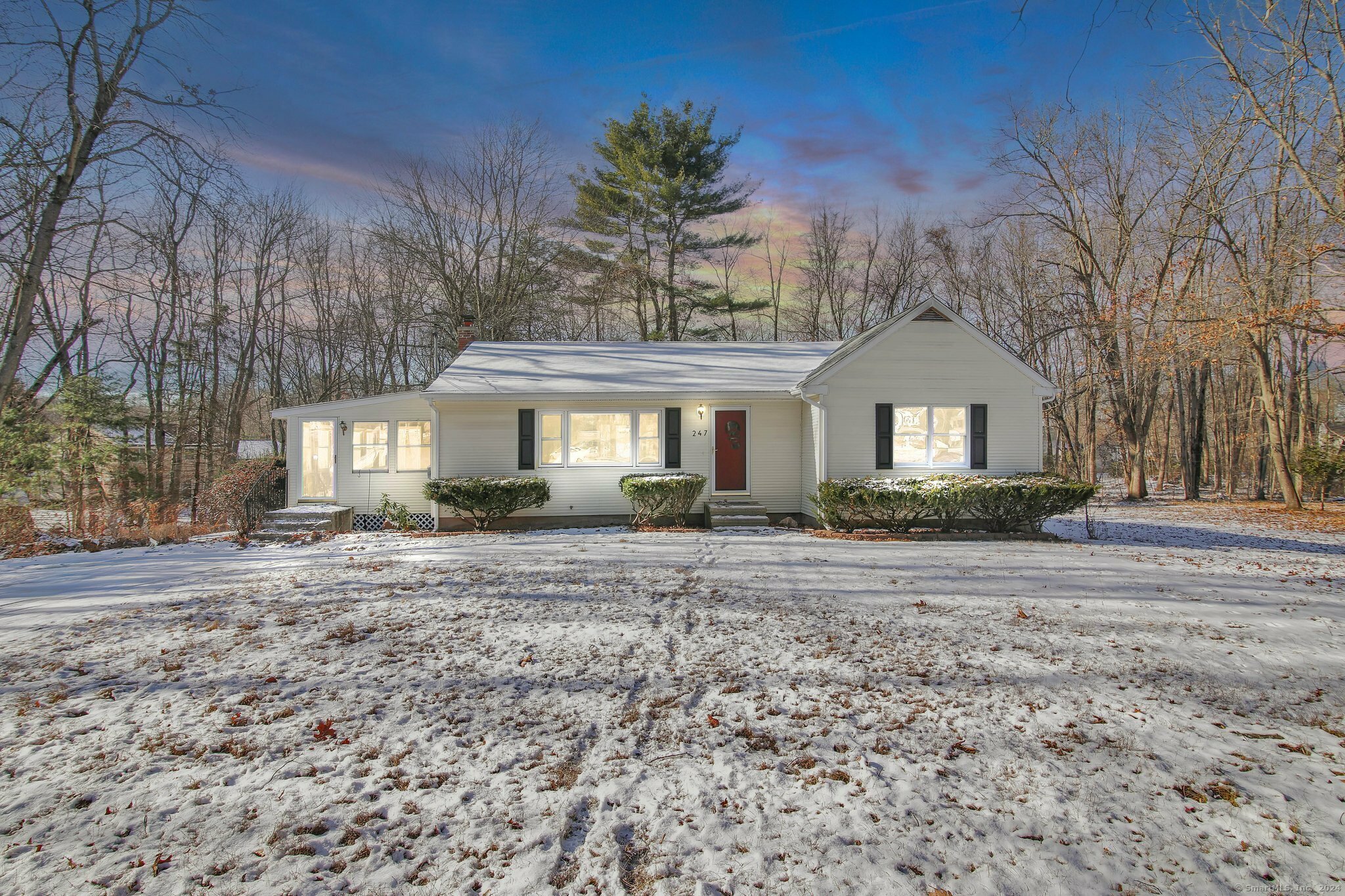 Property Photo:  247 Abbe Road  CT 06074 