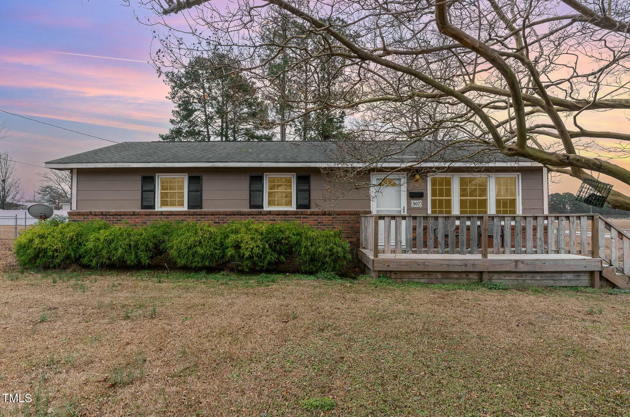 Property Photo:  507 W C Street  NC 28339 