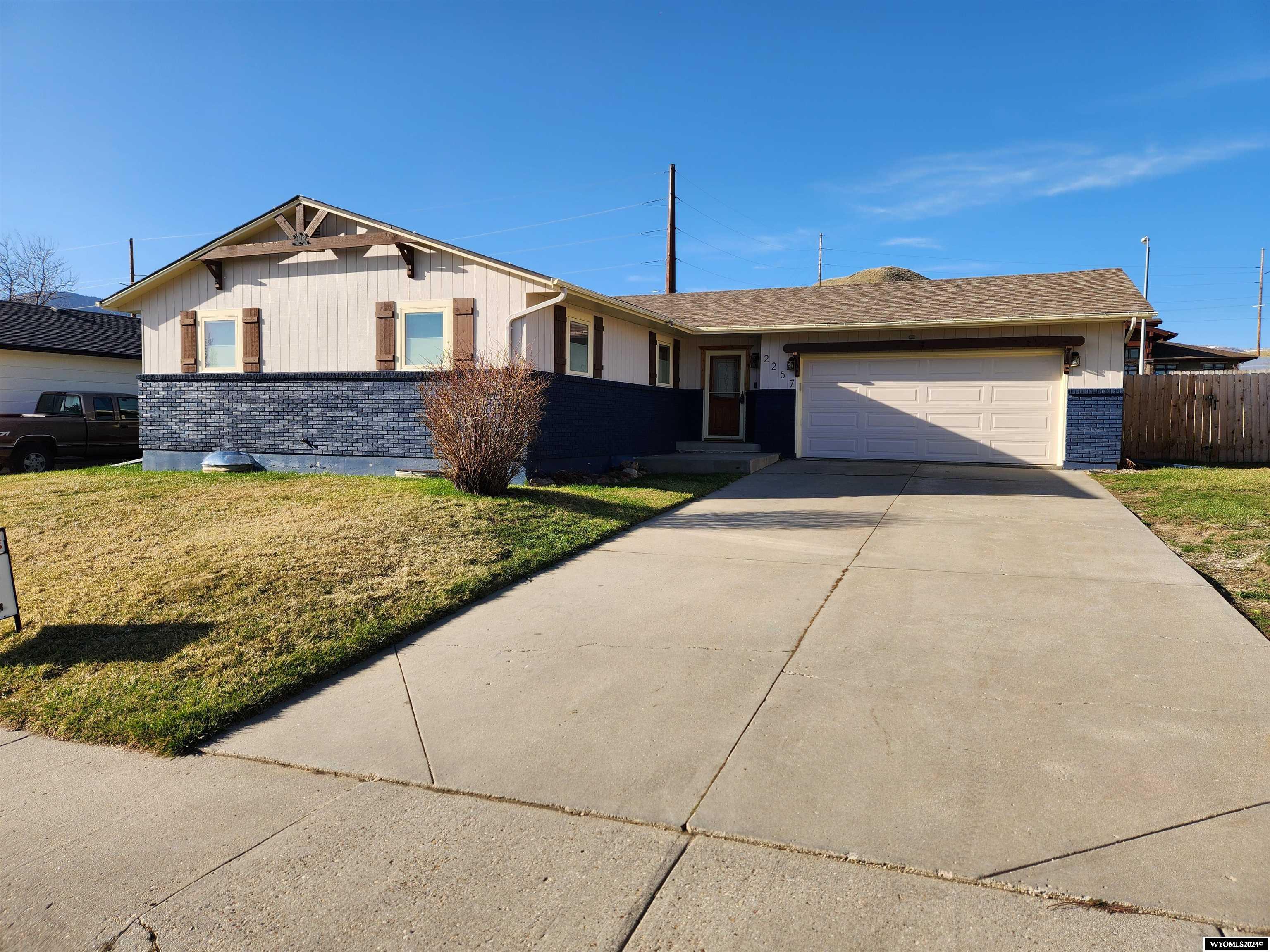 Property Photo: 2257 W 45th Street WY 82604