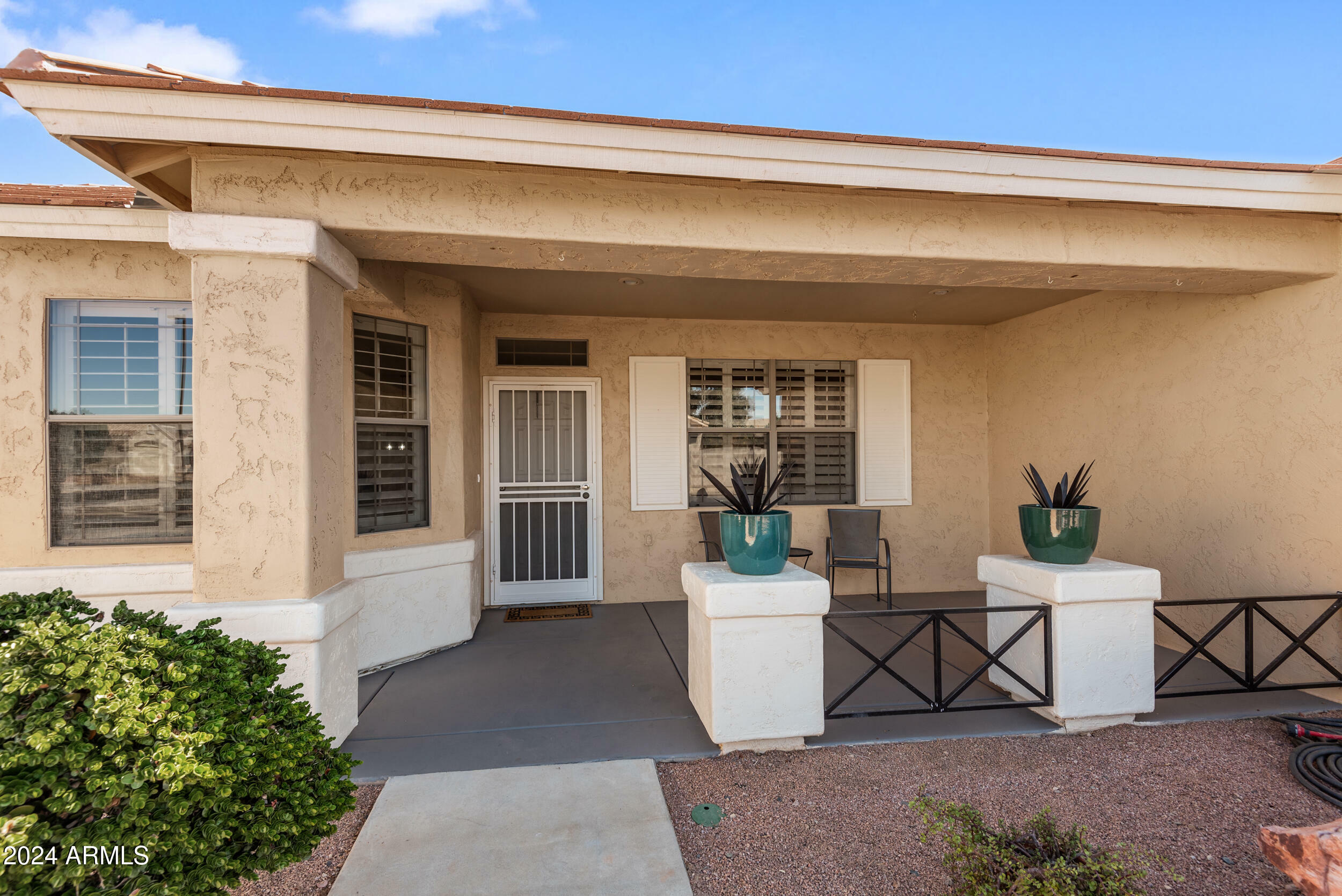 Property Photo:  17221 N Thornberry Drive  AZ 85374 