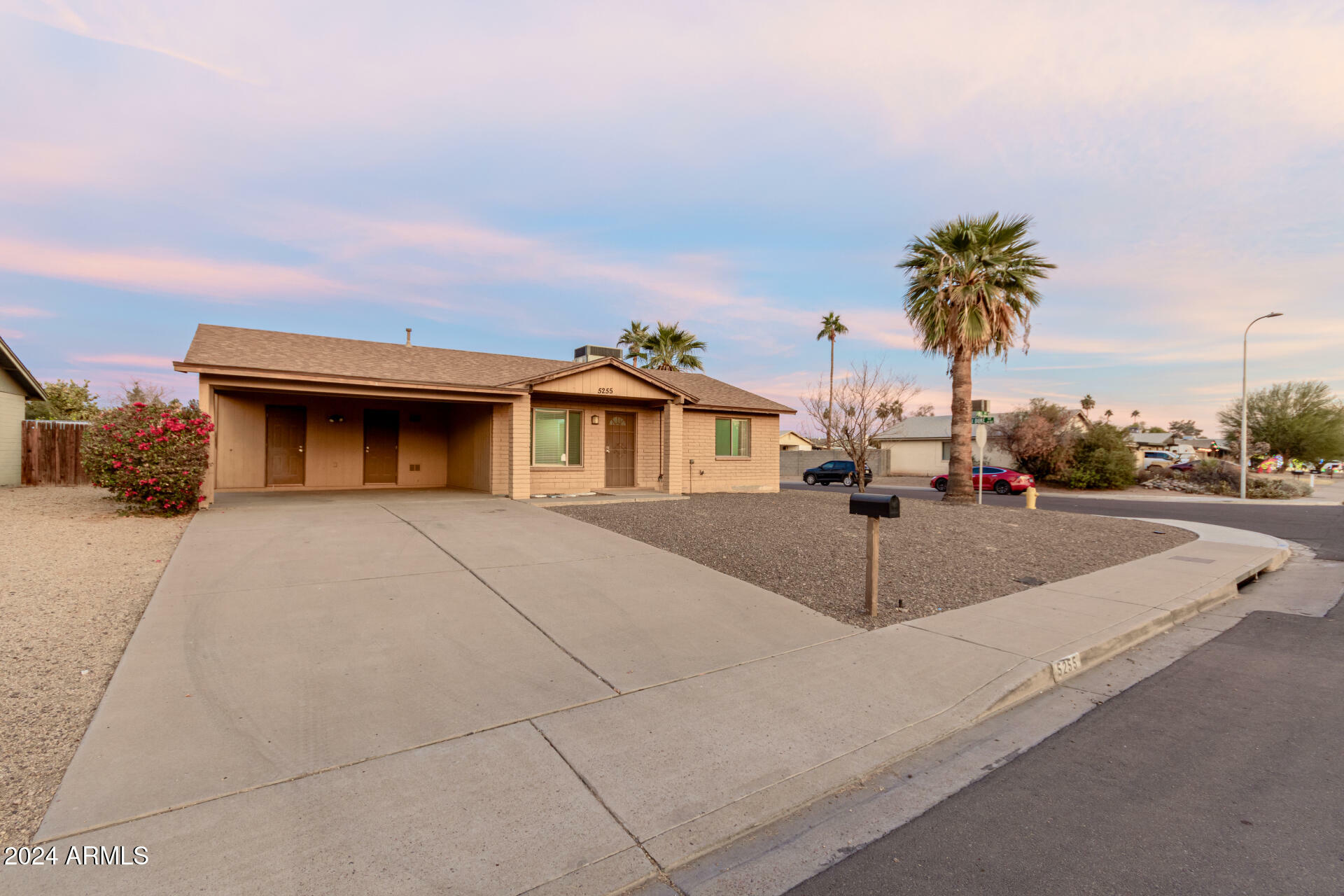 Property Photo:  5255 S Mill Avenue  AZ 85283 