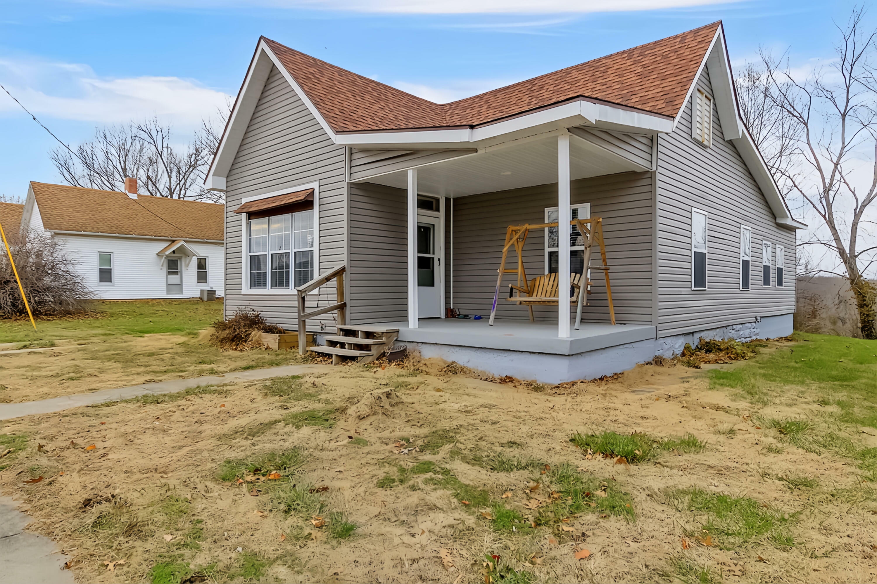 Property Photo:  505 Collier St  MO 65059 