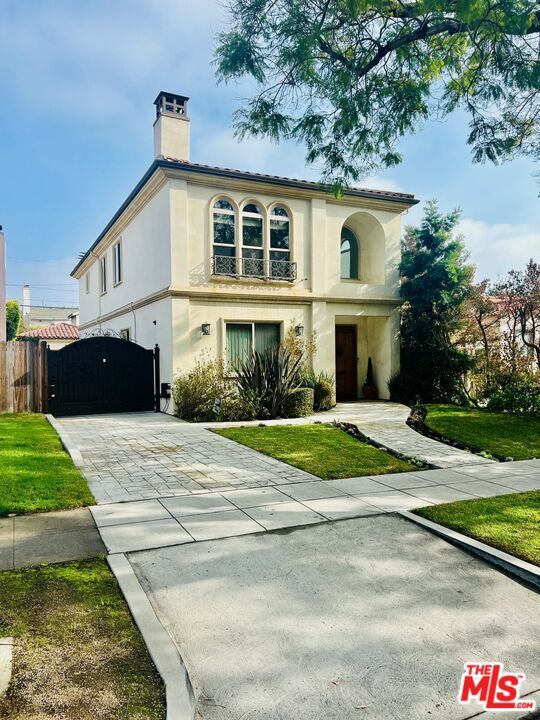 2230 Kelton Ave  Los Angeles CA 90064 photo