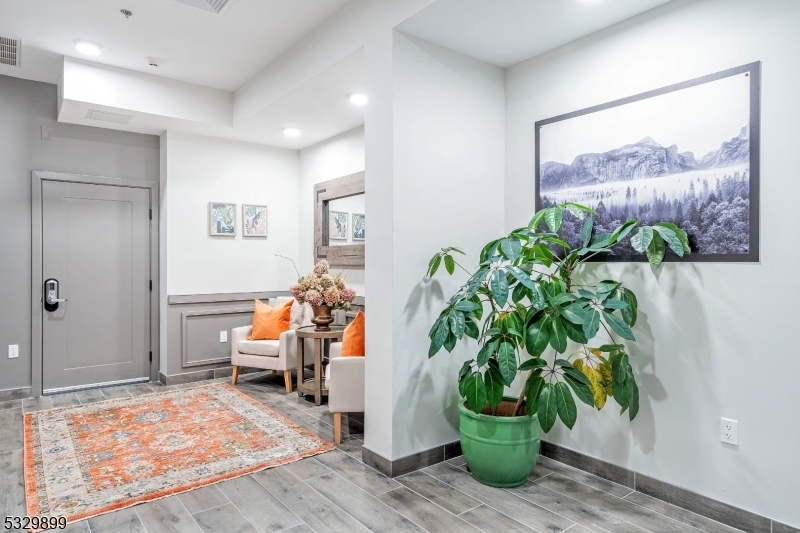 Property Photo: 660 Bloomfield Ave, Unit 406 NJ 07003