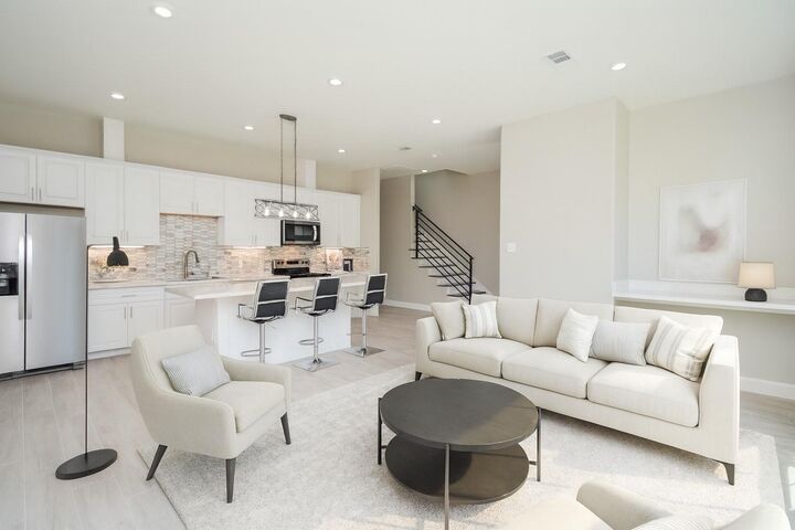 Property Photo:  149 S 66 Street  TX 77011 