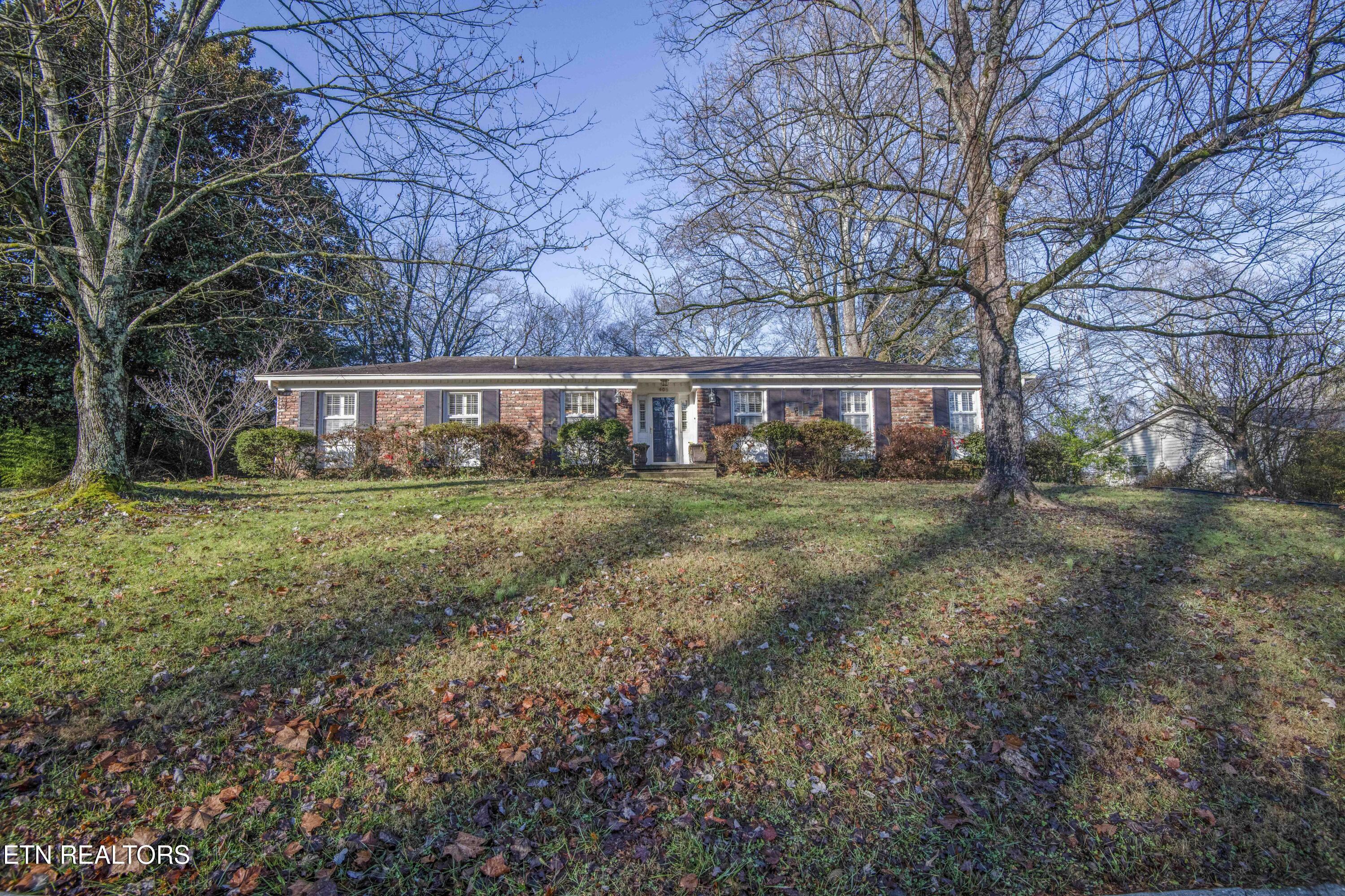 Property Photo:  405 Kendall Rd  TN 37919 