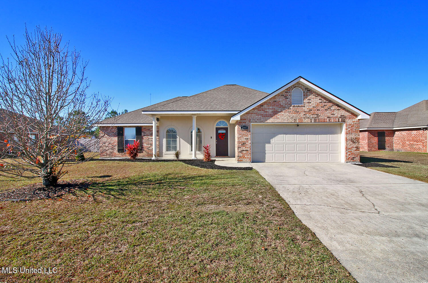 Property Photo:  2005 Rhonda Avenue  MS 39564 