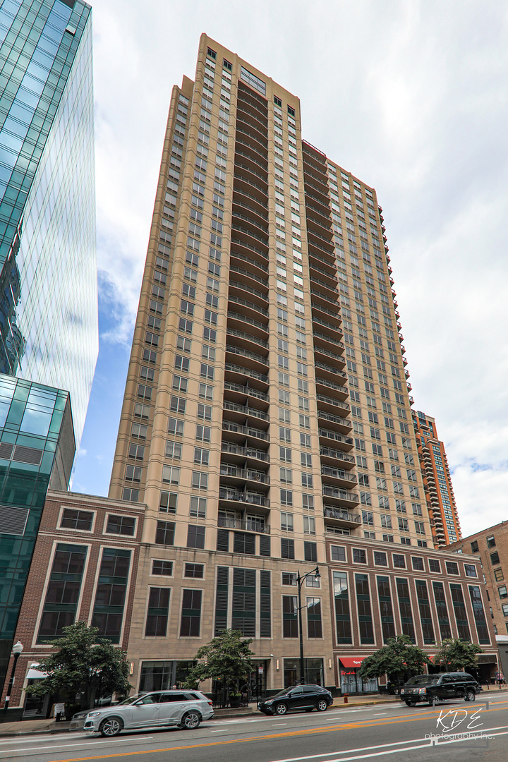 Property Photo:  1111 S Wabash Avenue 808  IL 60605 